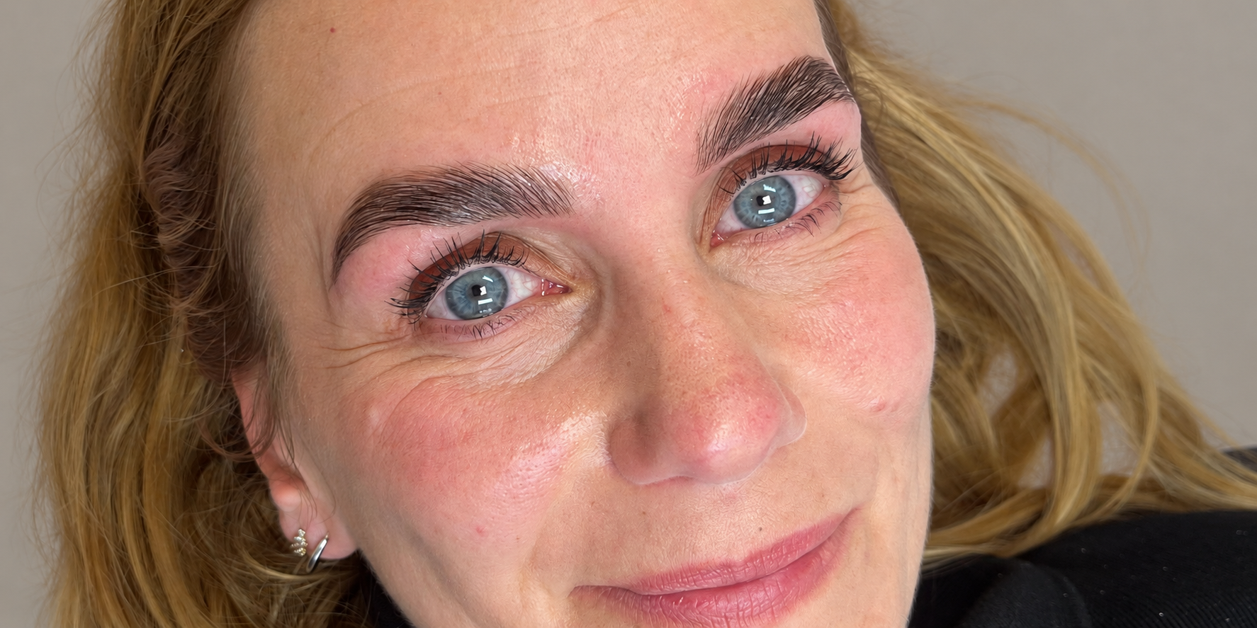 Brow Lamination hos SKÖN – kundebillede 4 med fokus på bryn og øjne