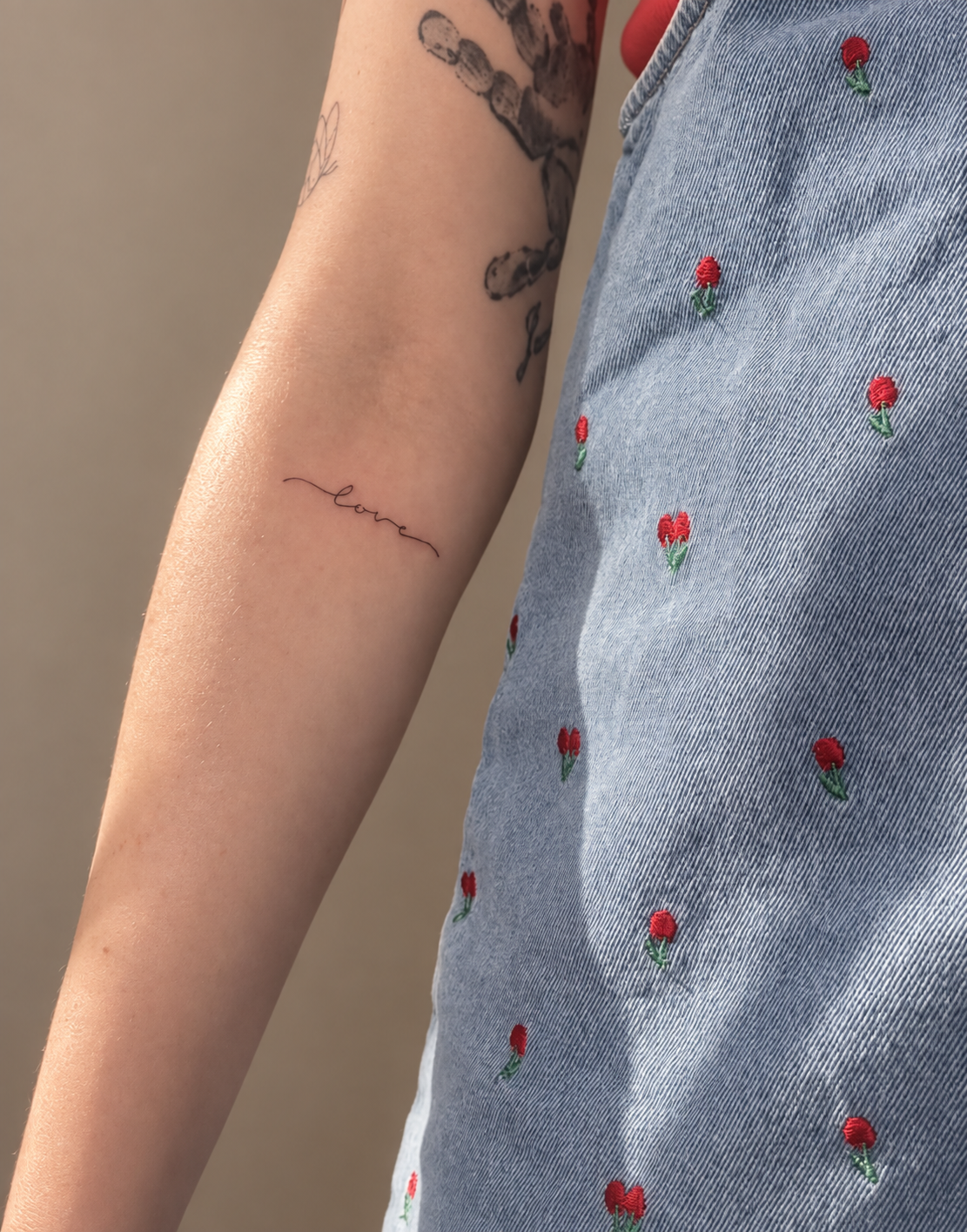 Fine Line-tatovering udført hos SKÖN, eksempel 7