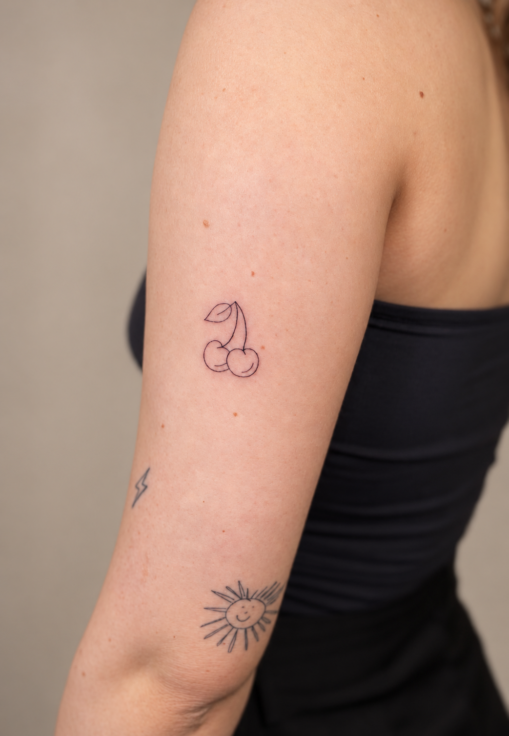 Fine Line-tatovering udført hos SKÖN, eksempel 9