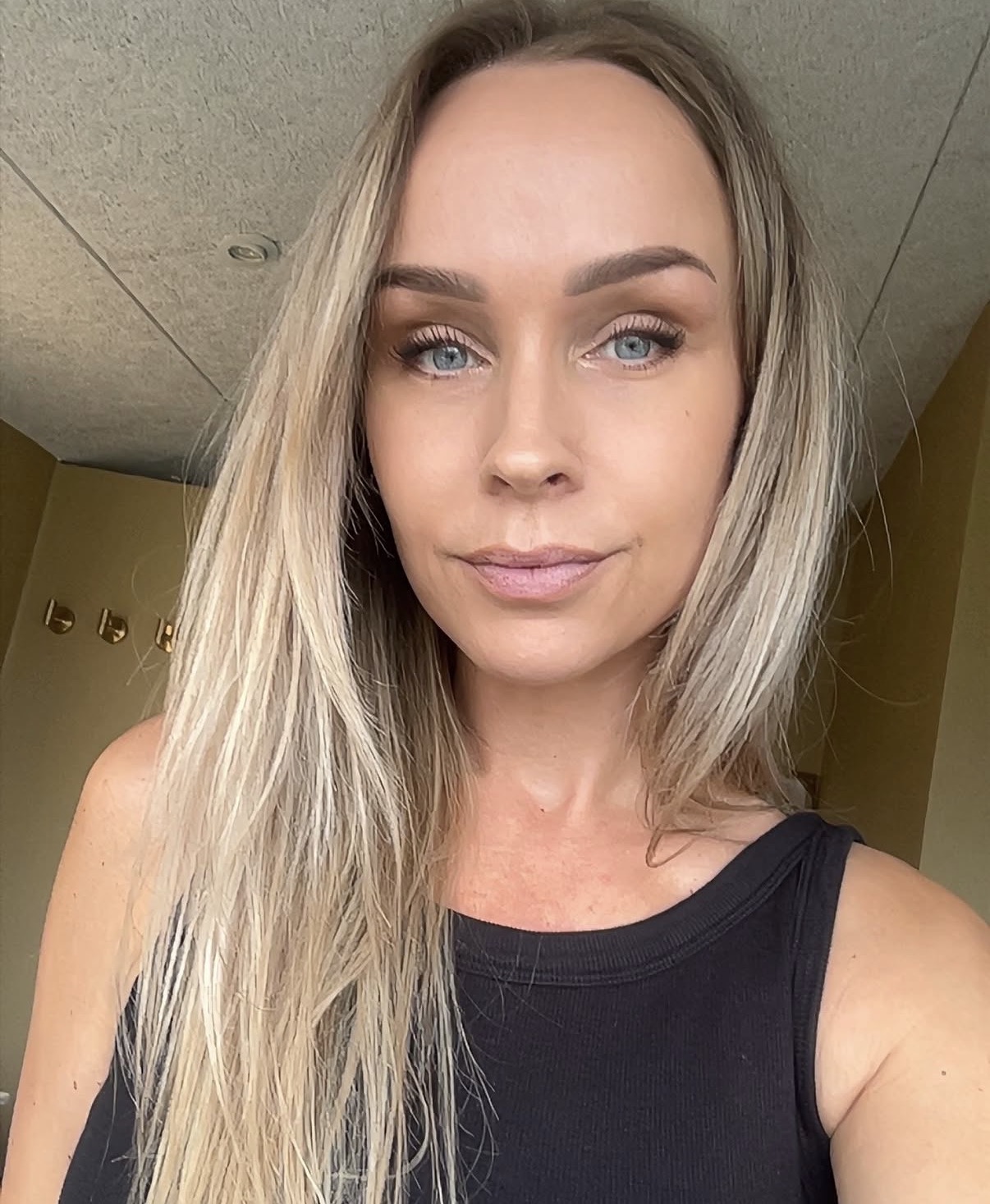 Kunde med permanent makeup fra SKÖN by Dreier