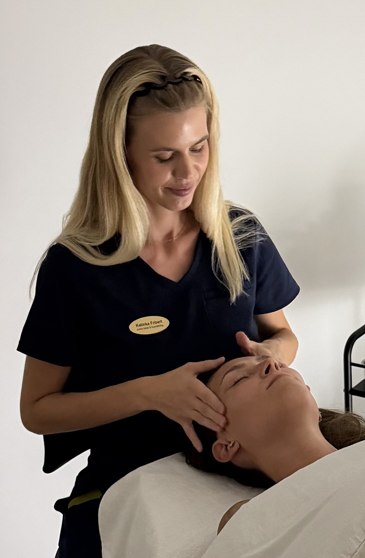 Ansigtsbehandling og massage hos SKÖN by Dreier