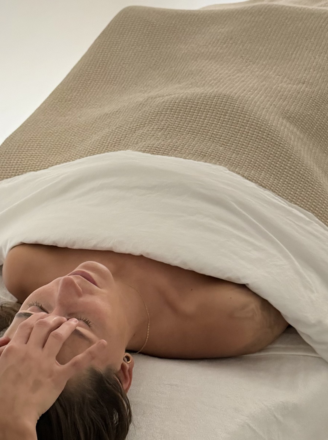 Ansigtsbehandling og massage hos SKÖN by Dreier